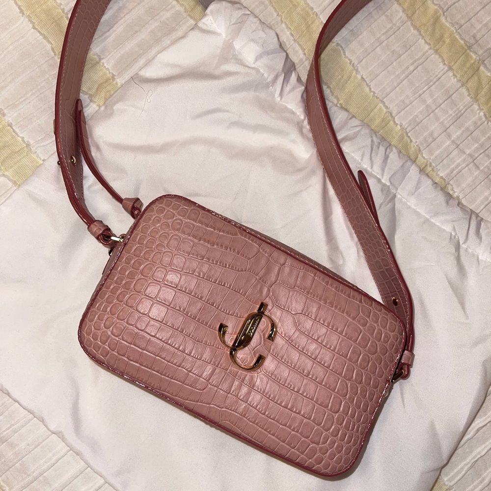 JIMMY CHOO VARENE CROCODILE-EFFECT CAMERA BAG - Picture 5 of 8